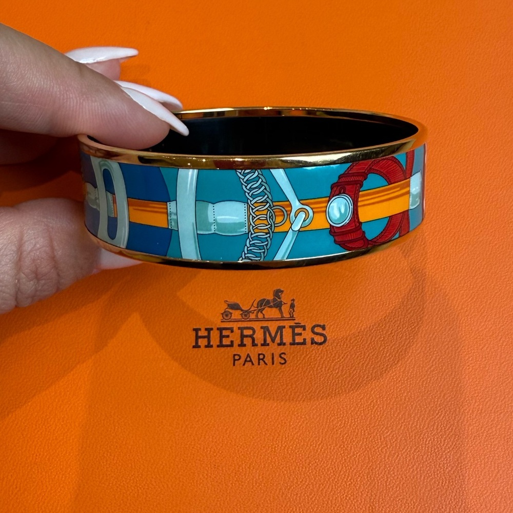 Authentic Hermes Enamel Bangle Bracelet - image 5